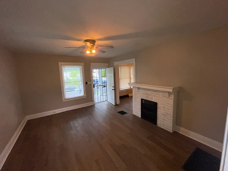 2322 Upton Ave — Photo 9