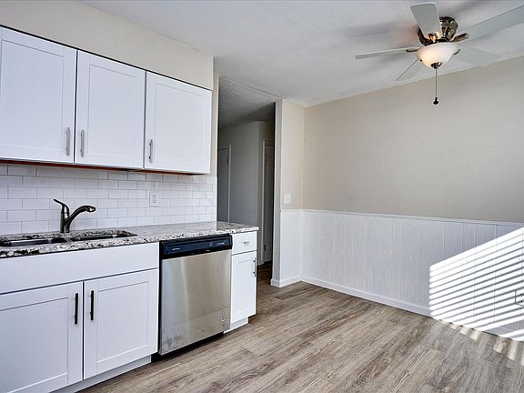 3rd image of 3252 S Holland Ct