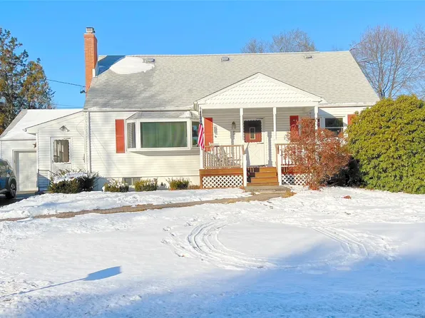 5 Alfred Drive, Poughkeepsie, NY 12603