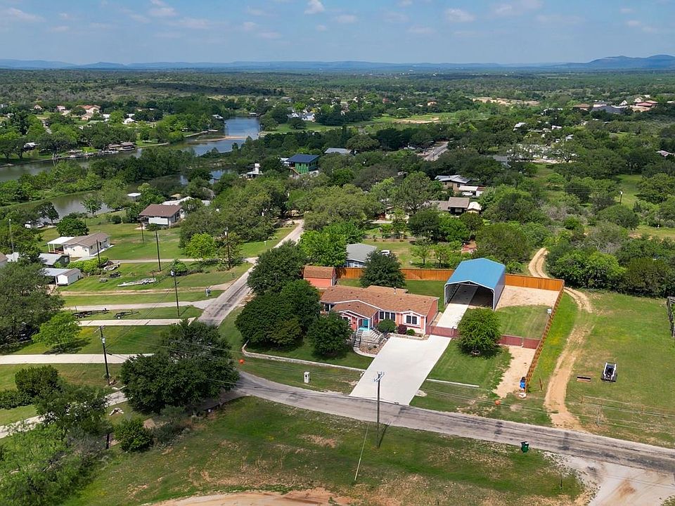 1st image of 826 Sandy Mountain Drive