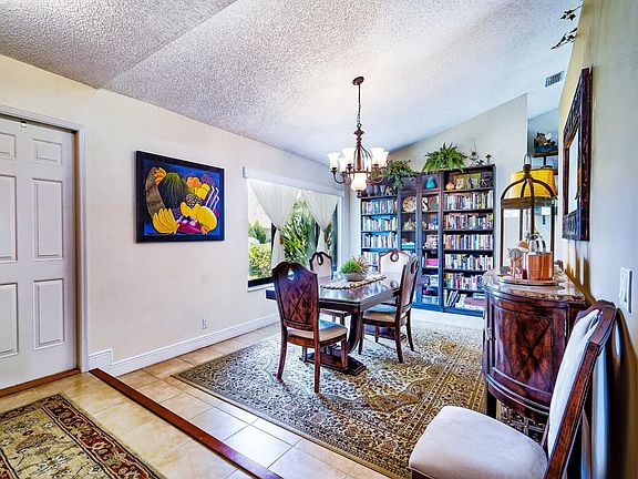 4th image of 1677 NW 111th Way