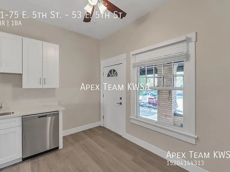 51-75 E 5th St #53 — Photo 2