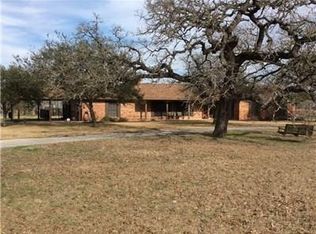 1107 County Road 223, Giddings, TX 78942