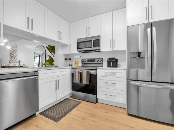 1234 S Military Trl, Deerfield Beach, FL