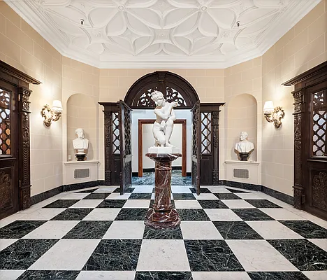 Rented by Sotheby's International Realty | media 11