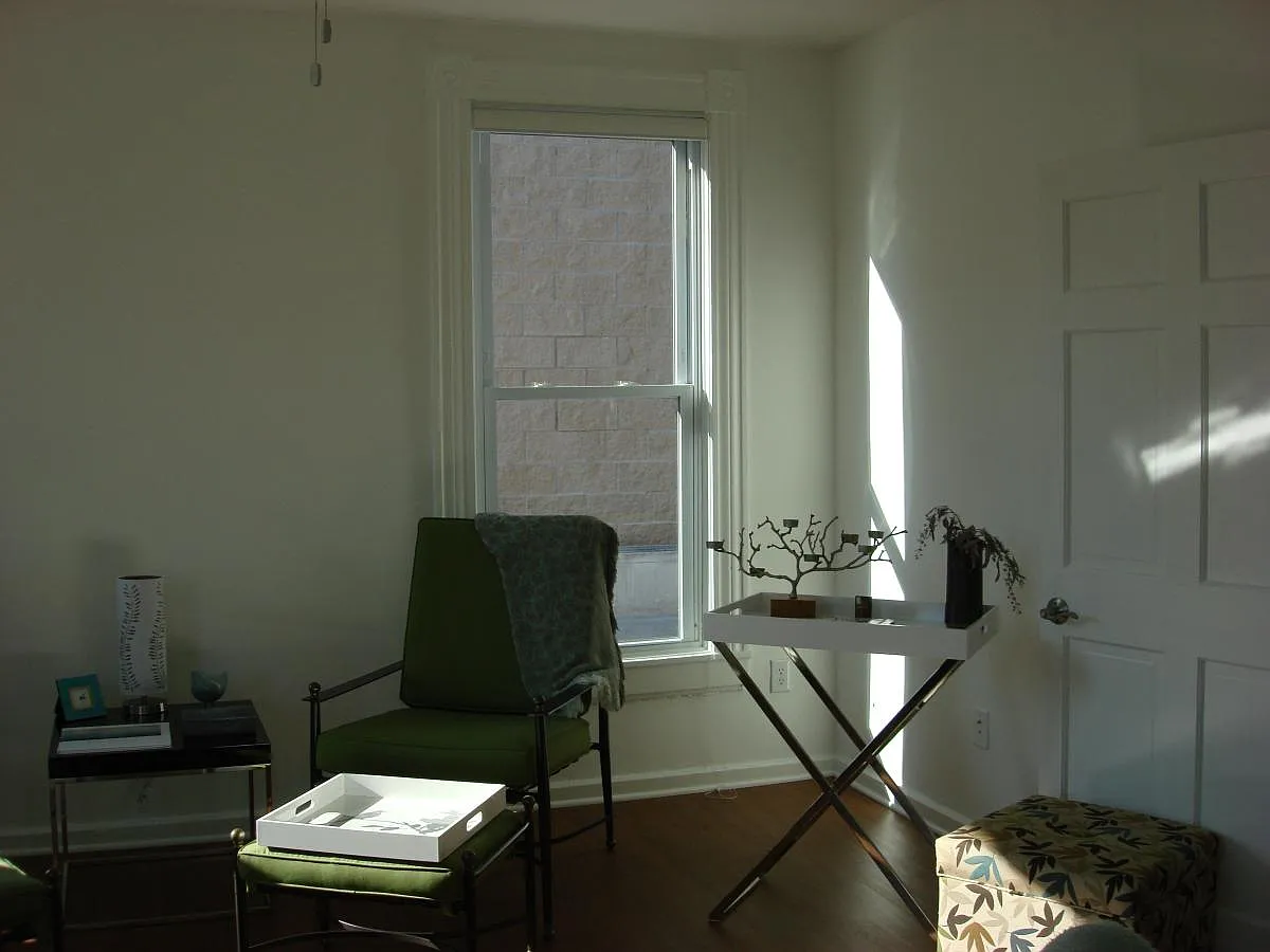 105 N Dunn Street — Photo 2