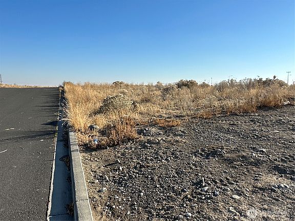 3rd image of 94 X W Central Drive