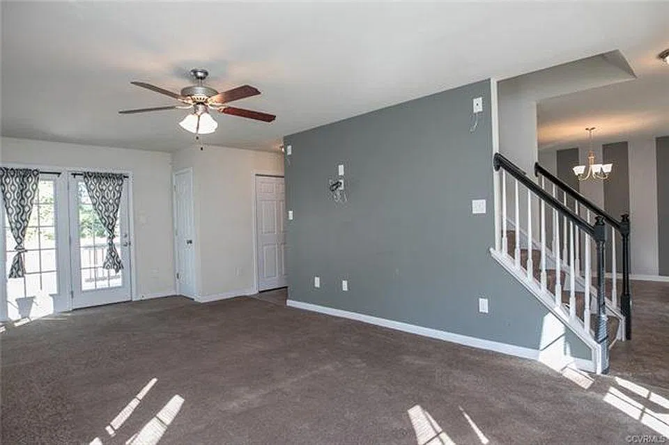 3 bed, 2.5 bath, 1440 sqft, $2,375 — Photo 2