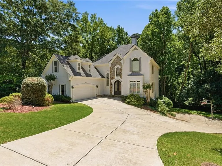 1247 Manor Oaks Ct — Photo 3