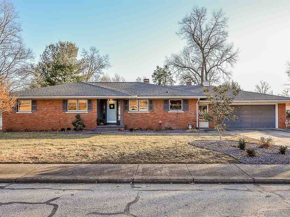 1st image of 2317 Bayard Park Dr