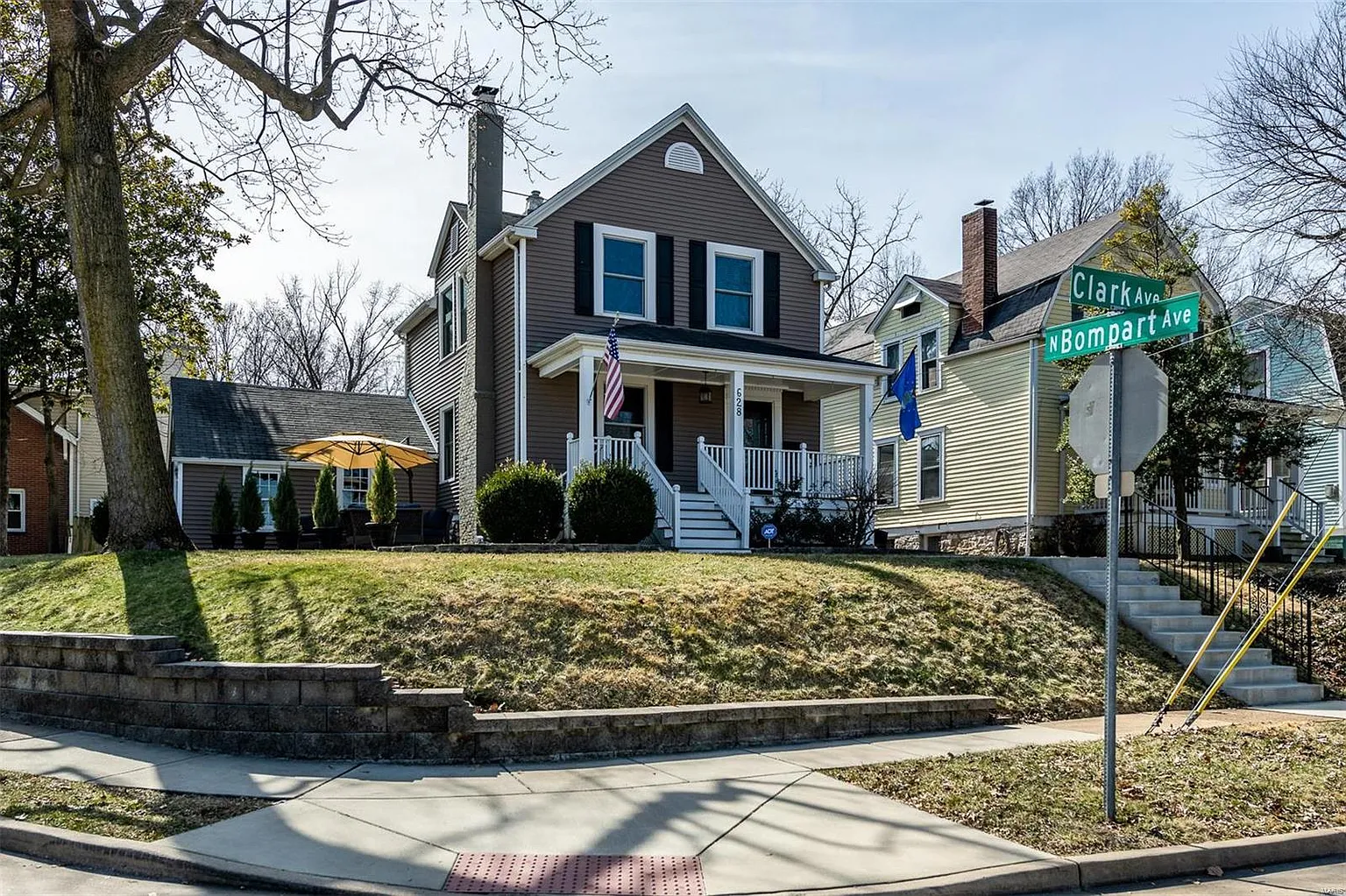 628 Clark Ave photo 1