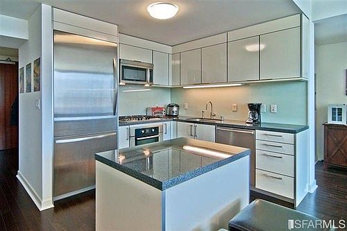 5th image of 338 Spear St Unit 18A