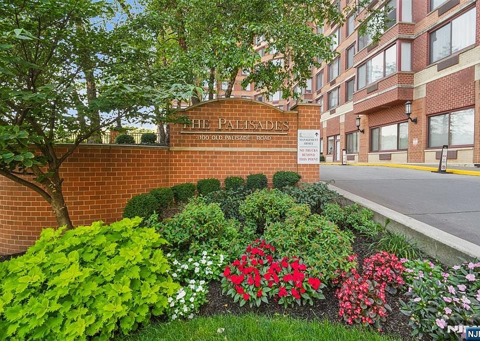 1st image of 100 Old Palisade Rd APT L7