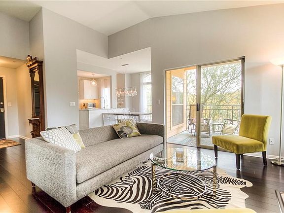 2nd image of 6000 Shepherd Mountain Cv Unit 805