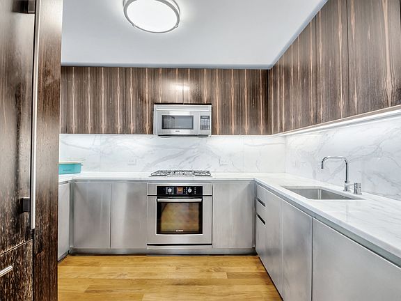 4th image of 515 E 72nd St APT 37A