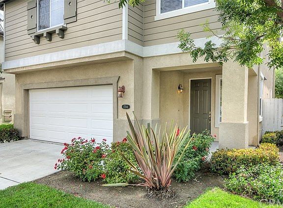 4th image of 17544 Nutwood Dr