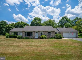 279 Black Matt Rd, Douglassville, PA 19518