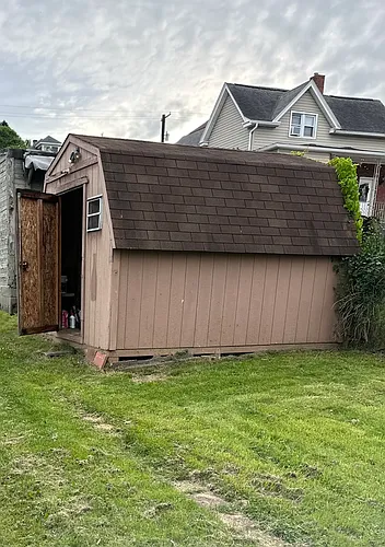 440 Center Ave N Photo 1