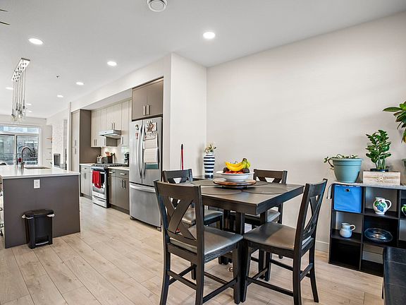 5th image of 46150 Thomas Rd #131