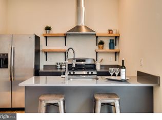 1627 Hope St #2D, Philadelphia, PA 19122