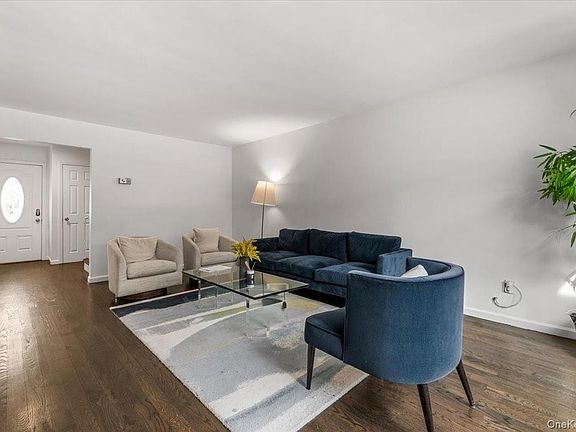 5th image of 449 Argyle Road