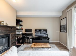 3812 20th Ave NW #20, Edmonton, AB T6L4B2