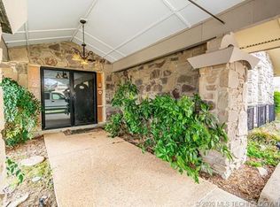 6215 S Jamestown Ave, Tulsa, OK 74136