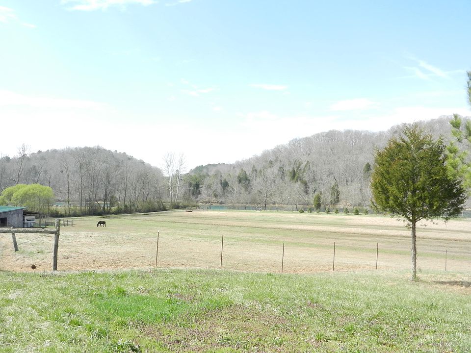 1st image of Blackburn Ln