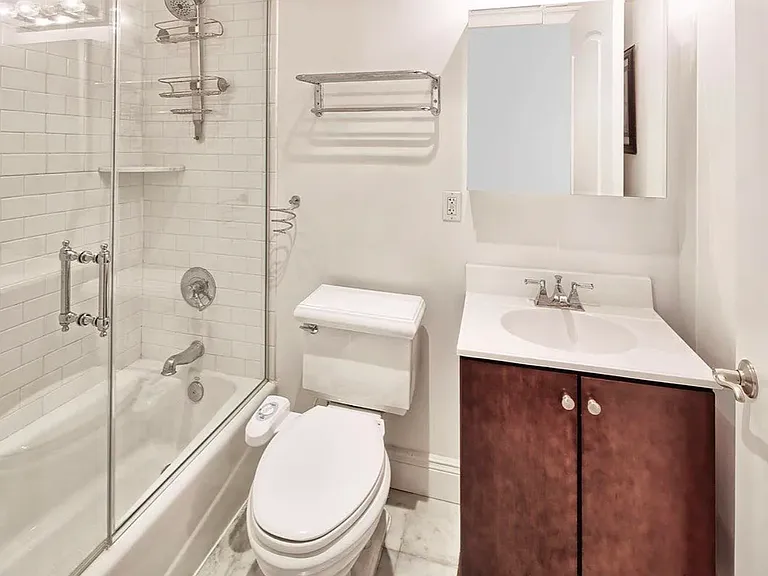 34 48th St #3C — Photo 6
