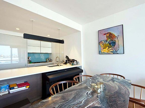 2nd image of 22 N 6th St APT 10G
