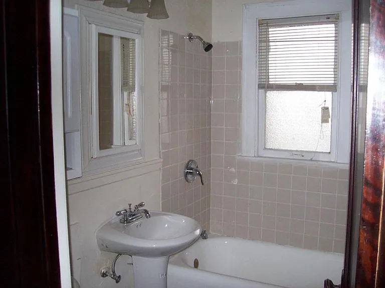807 Forsythe Ave #7 — Photo 6