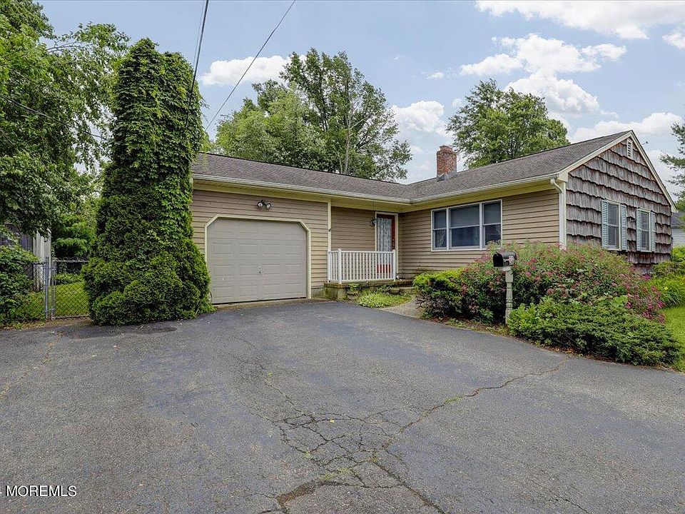 1st image of 31 York Avenue