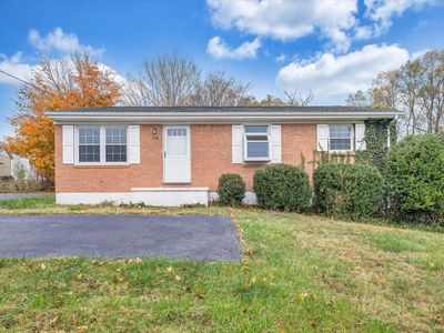 570 Scuffling Hill Rd, Rocky Mount, VA, 24151