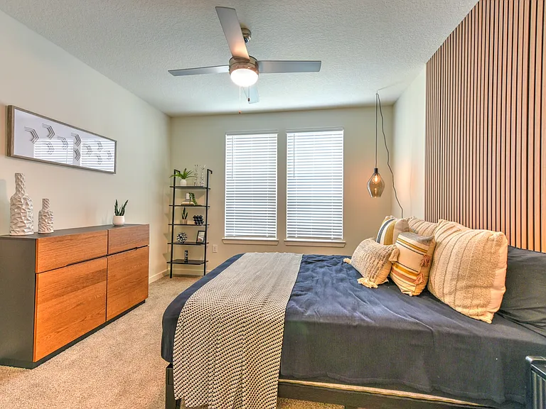 8283 Baymeadows Rd E — Photo 51
