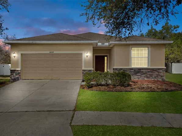 36154 Laguna Hills Cir, Zephyrhills, FL 33541