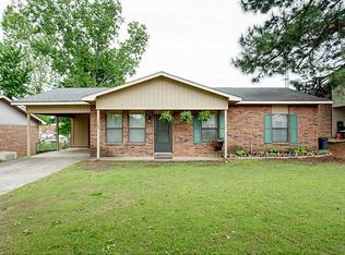 1388 15th Ter, Barling, AR 72923
