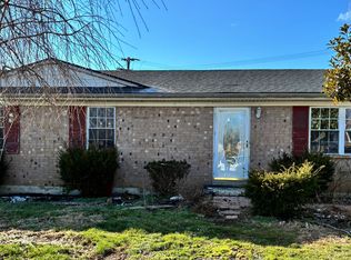 1240 Ascot Park, Lexington, KY 40517