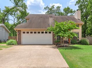 102 Greentree Rd, Sherwood, AR 72120