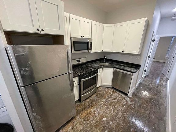 2nd image of 462 7th Ave #L2