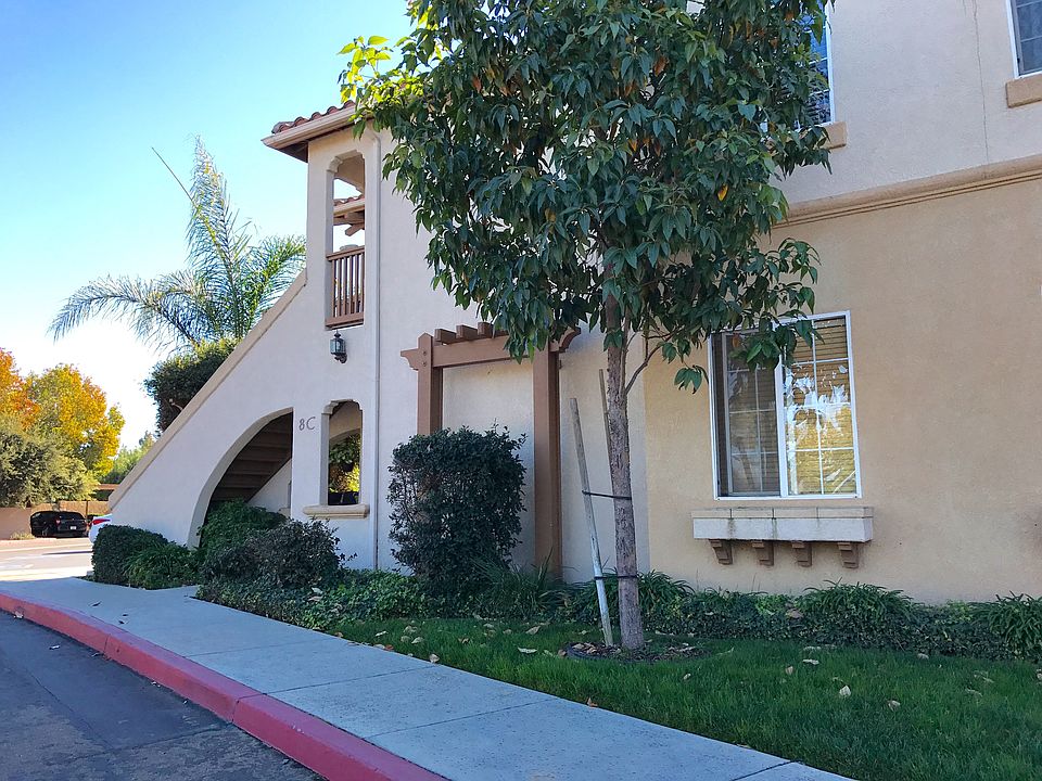 1st image of 610 Sunrise Dr Unit 8C