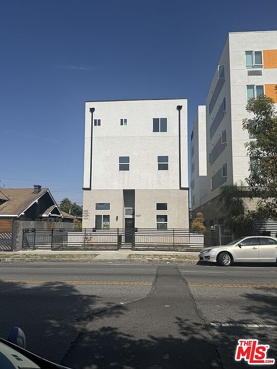 2nd image of 4224 S Western Ave