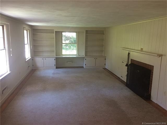2nd image of 91 Crater Ln