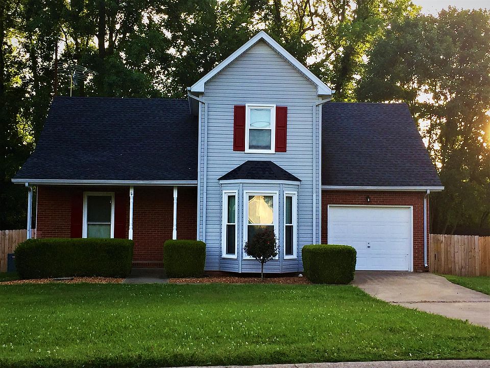 1st image of 106 Shady Maple Dr