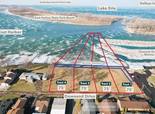 2 E Downend Dr, Lakeside Marblehead, OH 43440