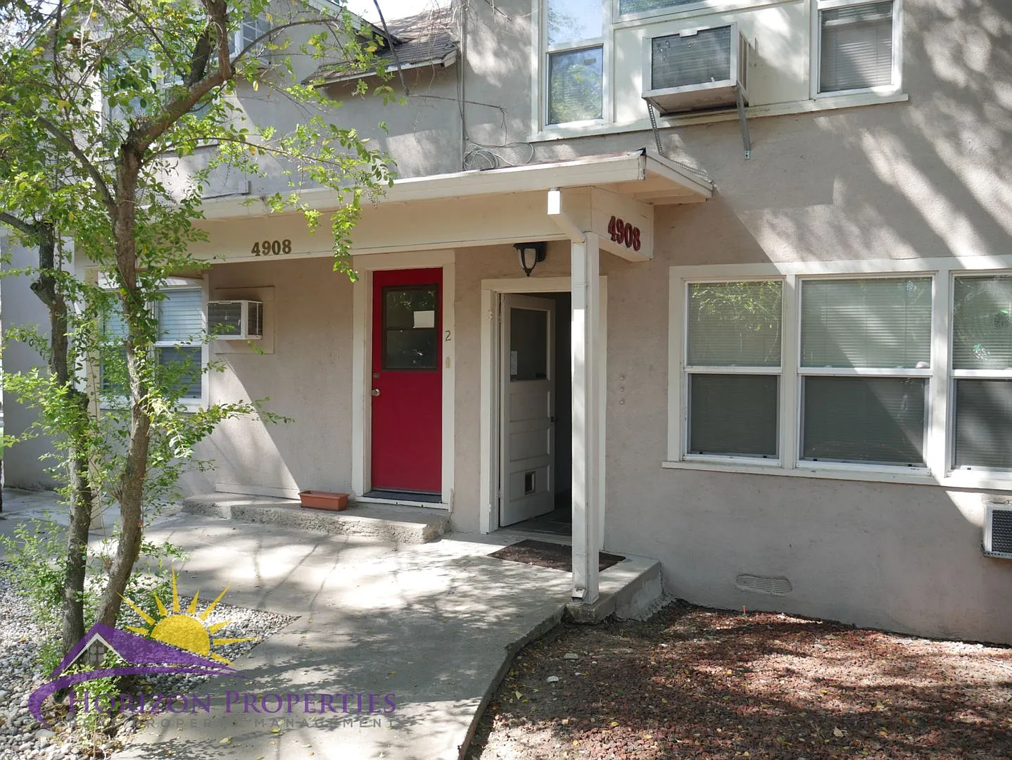 4908 Gastman Way — Photo 2