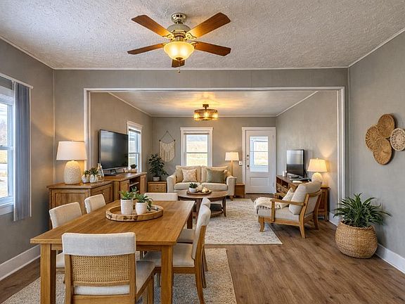 5th image of 402 Black Hawk Rd