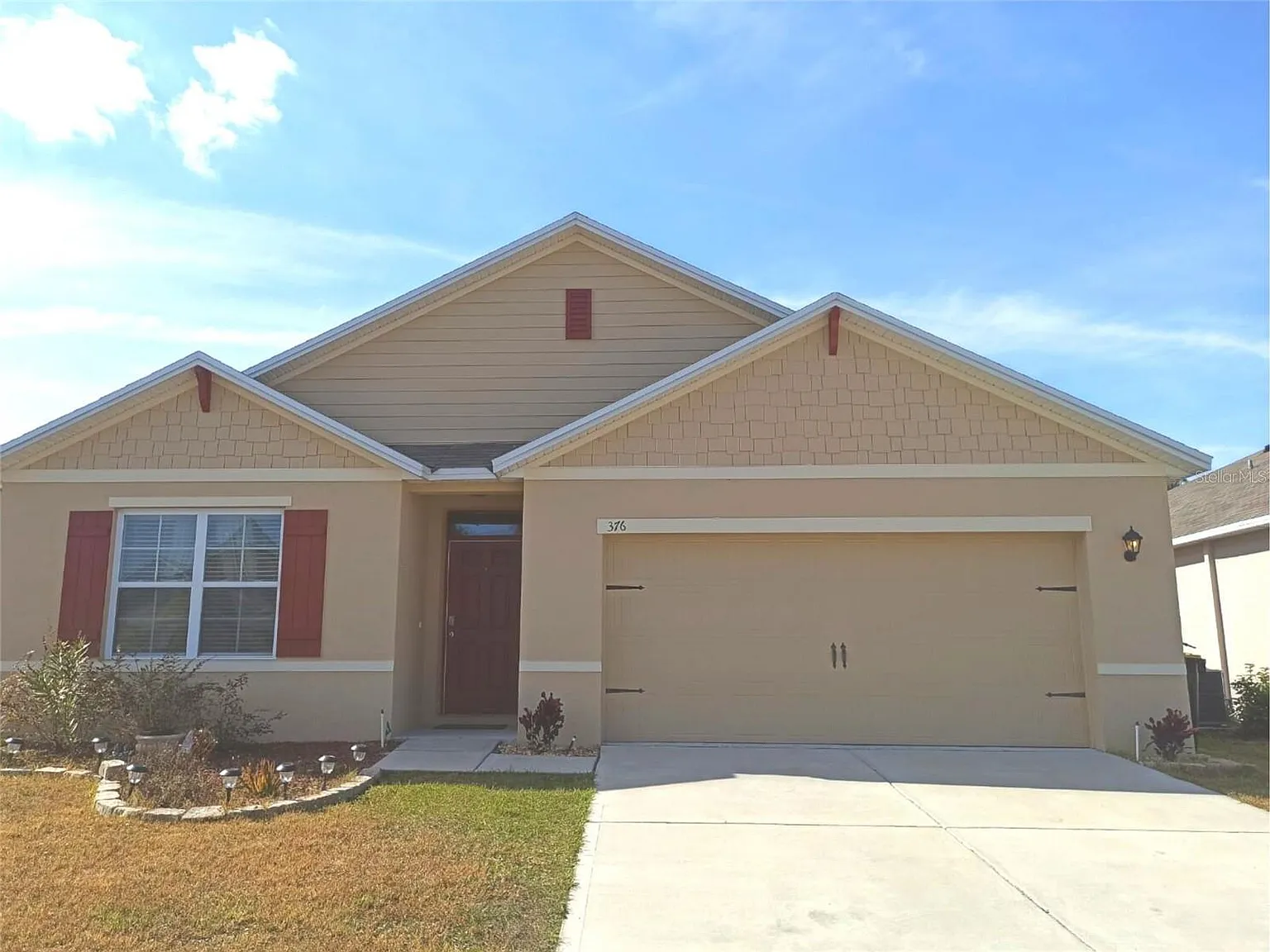 4 bed, 1851 sqft, $2,300 — Photo 1