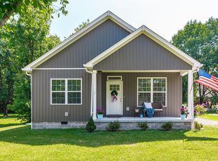 4335 Hawkins Dr, Westmoreland, TN 37186