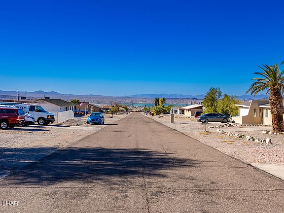 3rd image of 2185 Mimosa Dr
