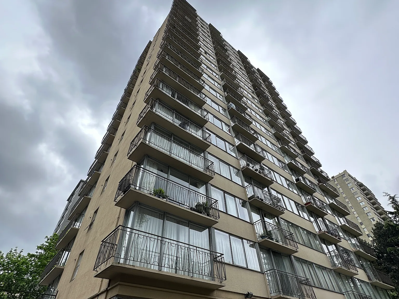 1 bed, 600 sqft, $2,350 — Photo 2